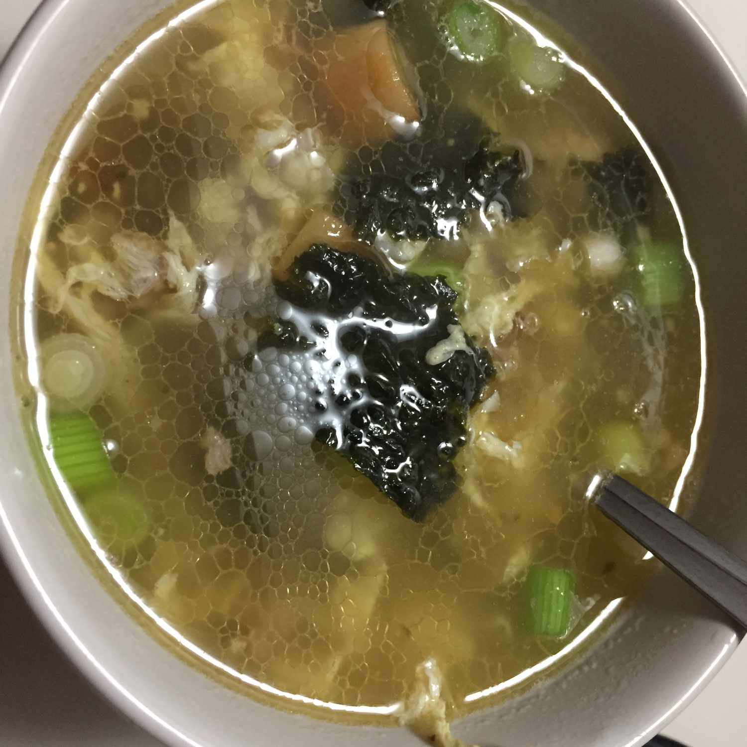 Суп из морских водорослей (нори)