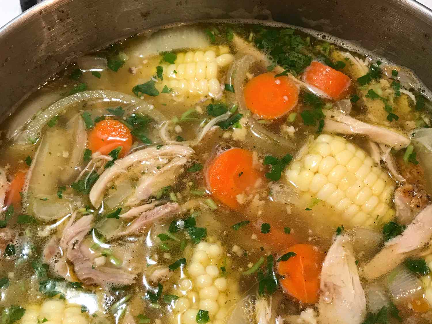 Caldo de Pollo (мексиканский куриный суп)