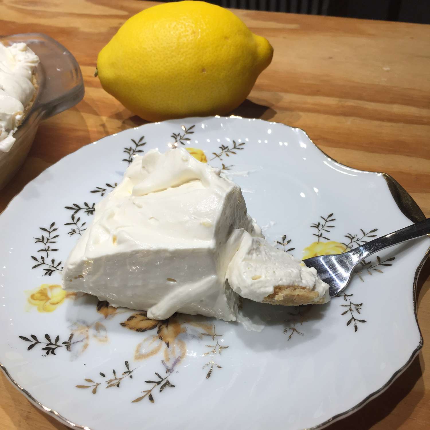 Кремовый лимонный пирог