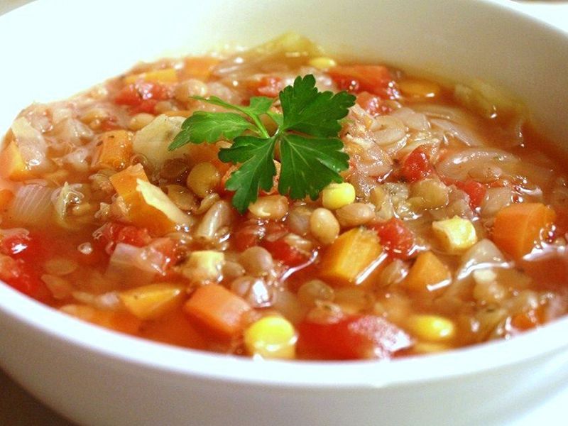 Овощной суп с зимней чечевиной
