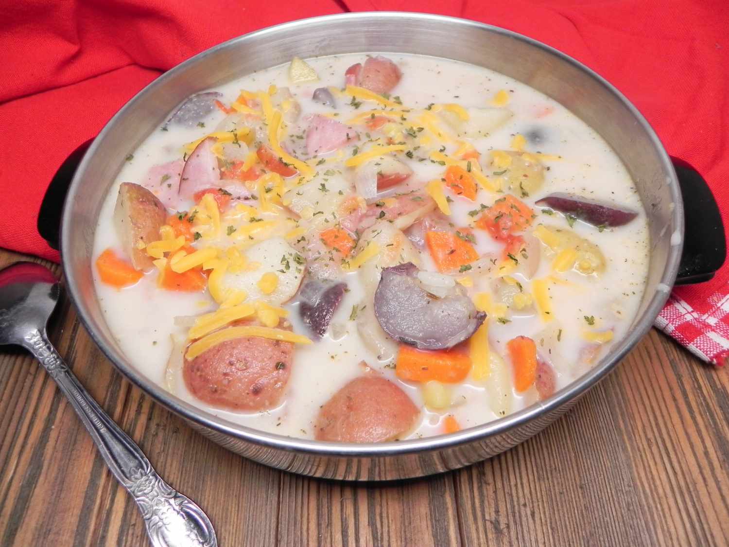 Медленная плитная ветчина и картофельный суп