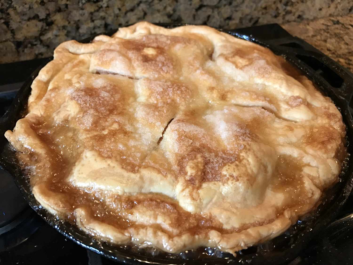 Яблочный пирог с железным сковородом бабушек