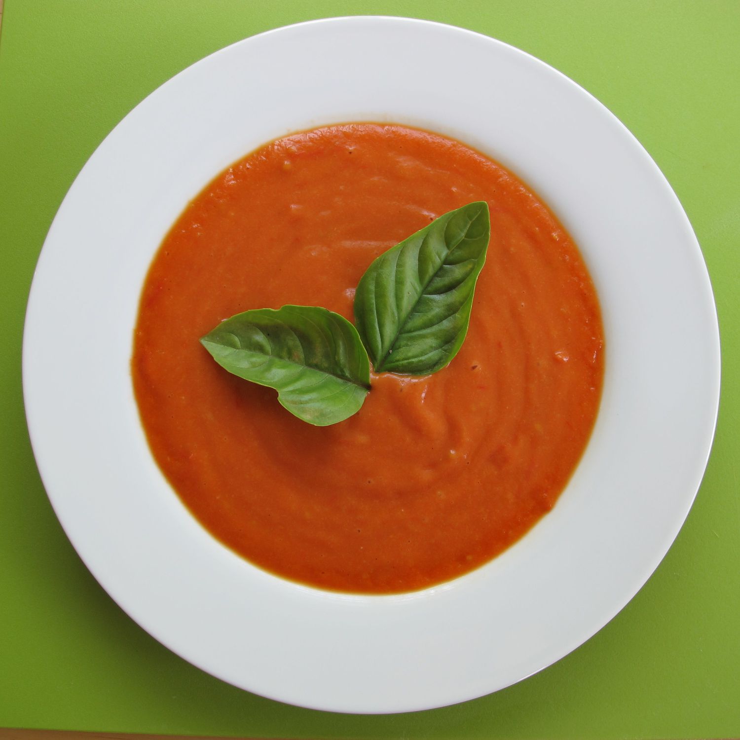 Веганский томатный суп