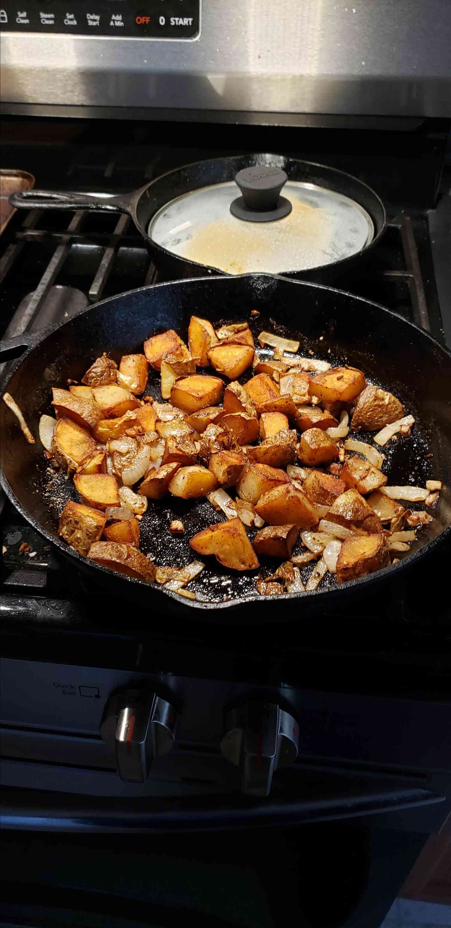 Жареный картофель с маслом