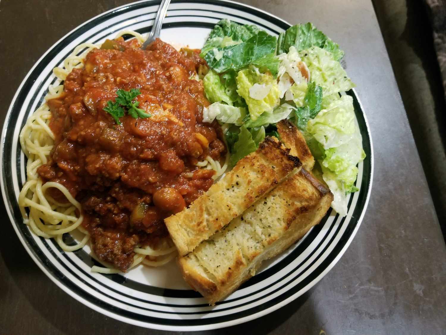 Сладкий соус спагетти мам