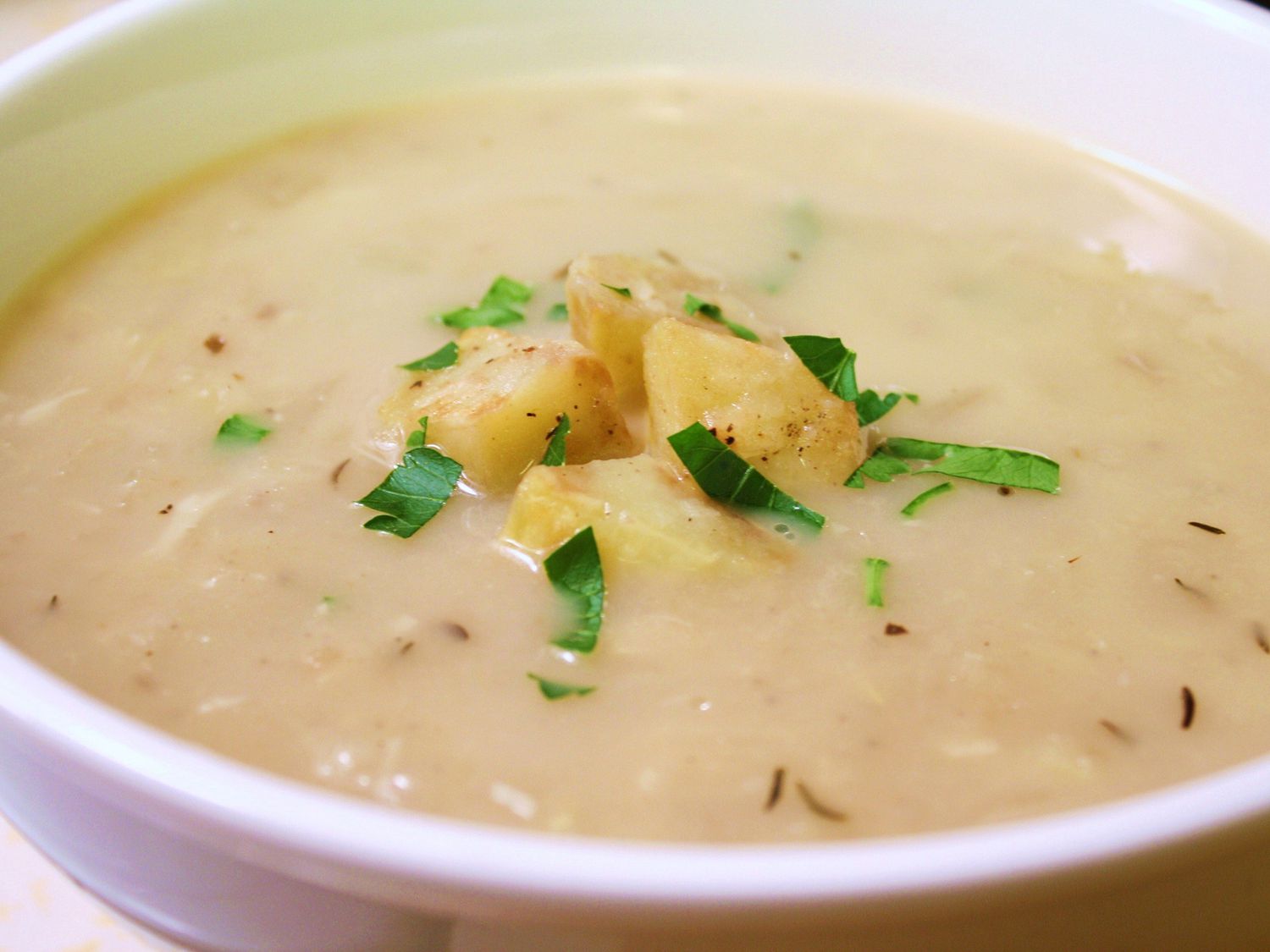 Жареный чесночный картофельный суп