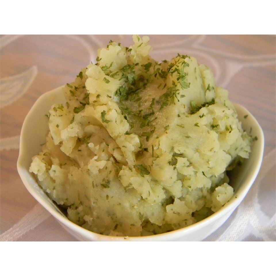 Зеленый картофель