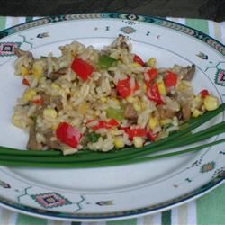 Жареный салат из кукурузы и риса басмати
