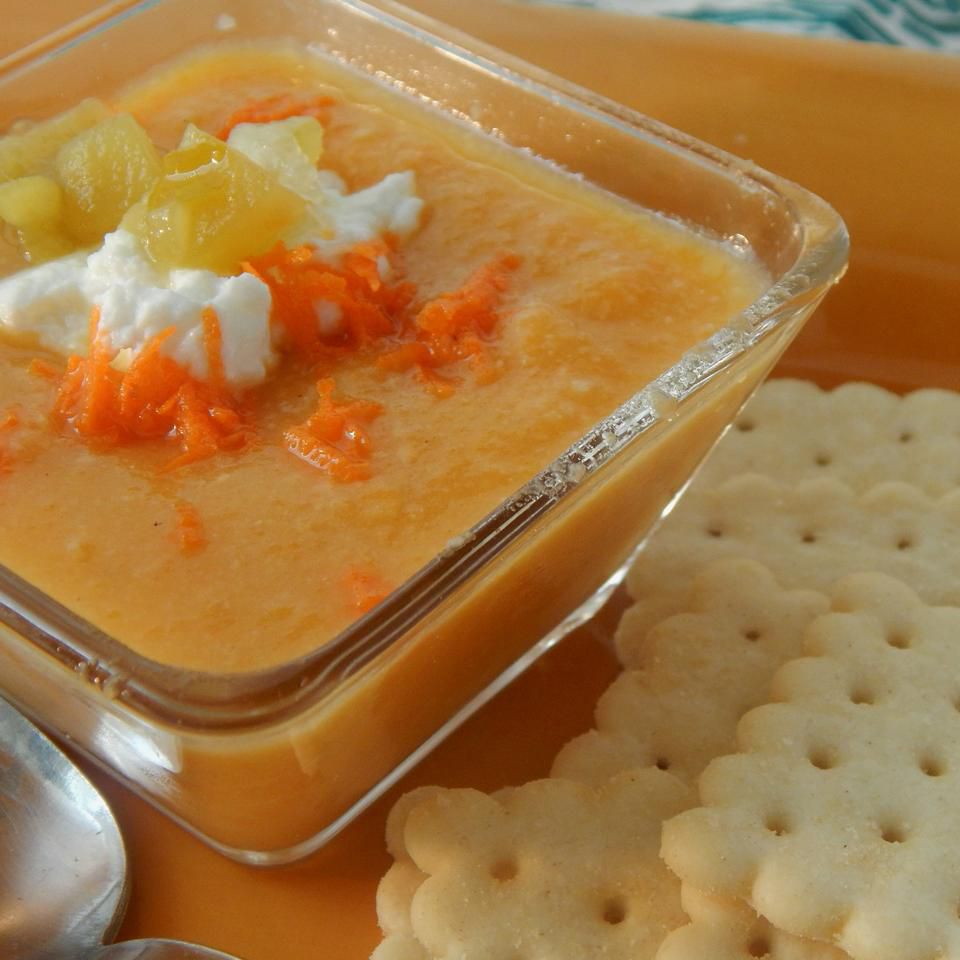 Морковный суп с лаймом и чили