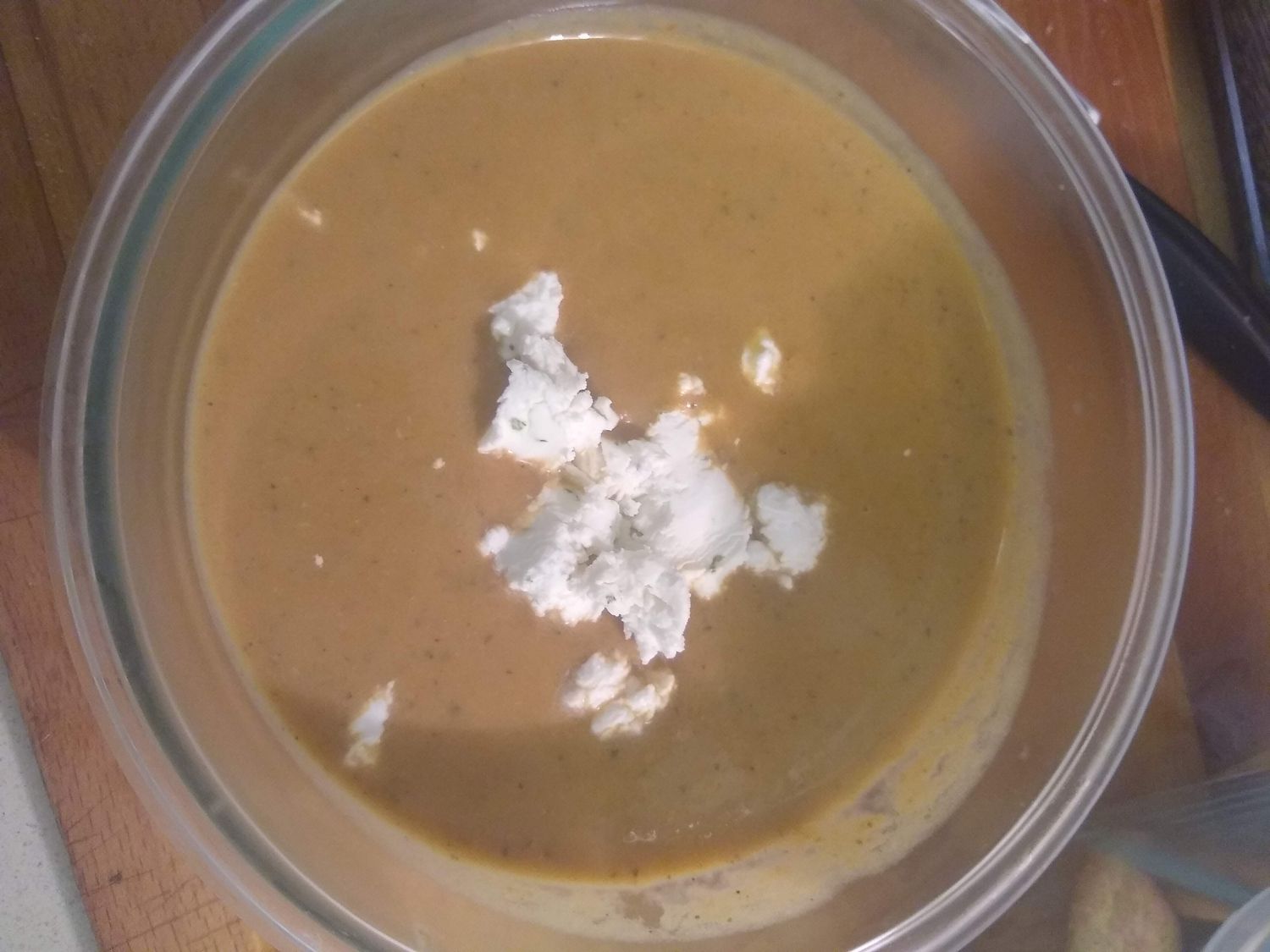 Богатый и сливочный жареный суп из баклажана