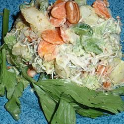 Запеченный картофельный салат с укропом
