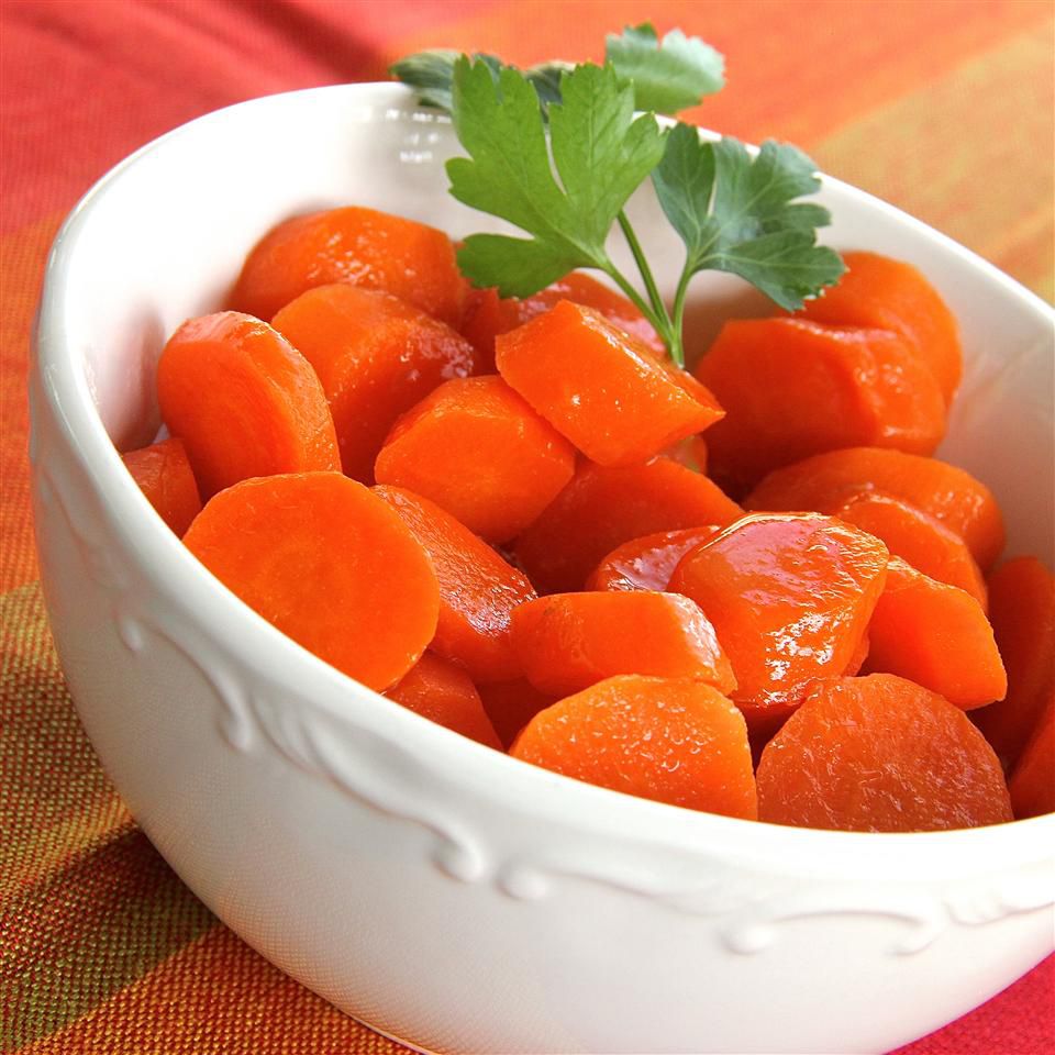 Кленовая глазированная морковь