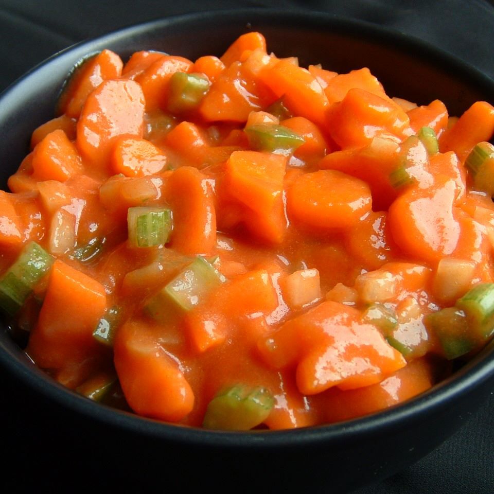 Маринованный морковный салат