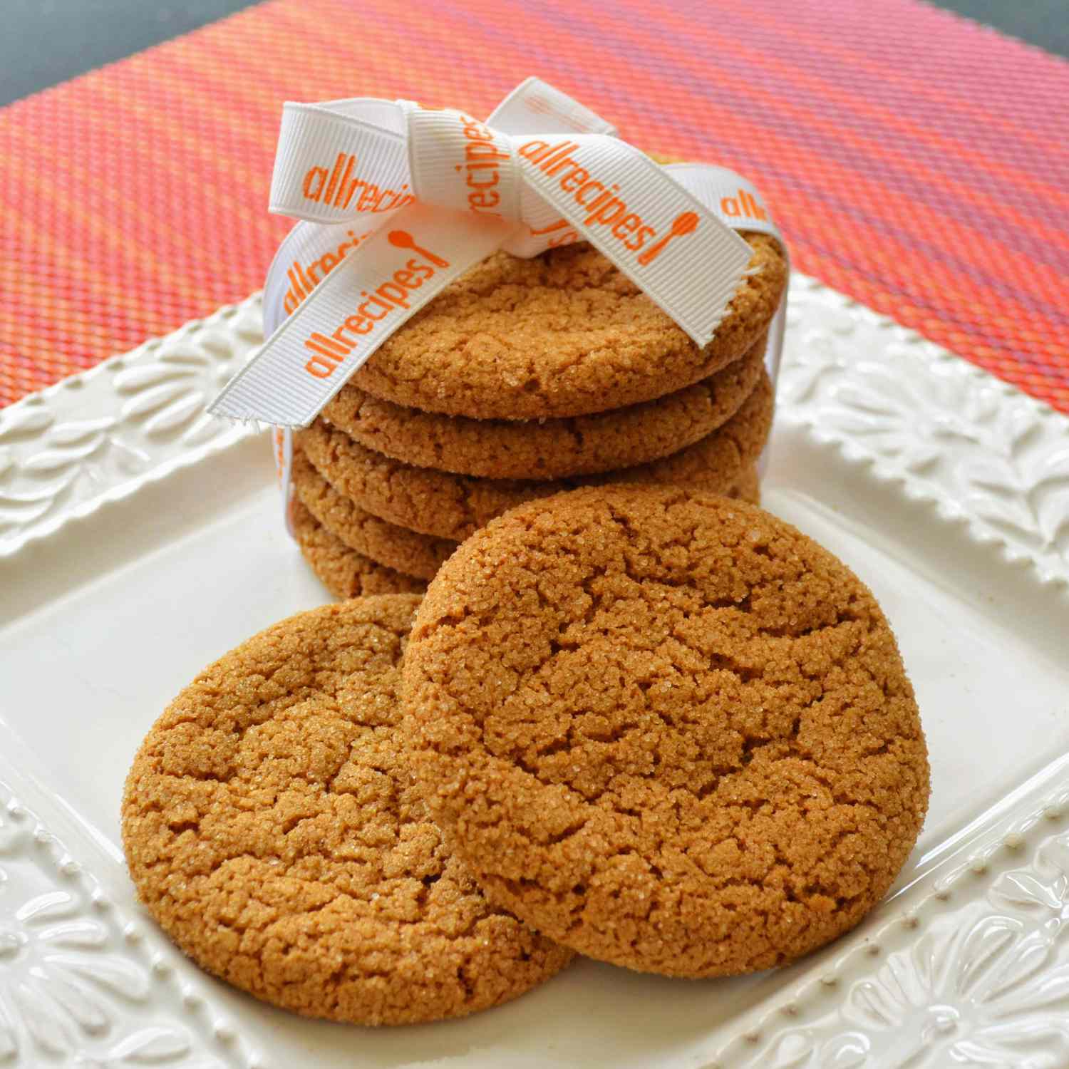 Crackle Top Tolasses Cookie