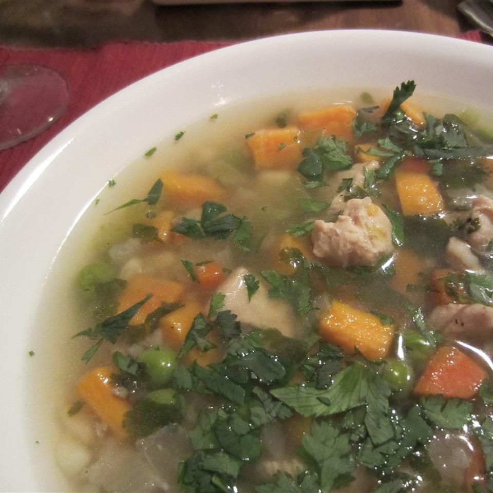 Перуанский куриный суп (Aguadito de Pollo)