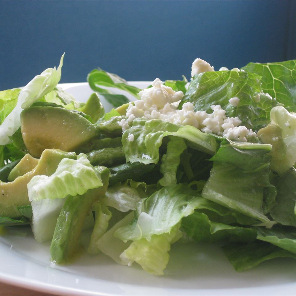 Отличный зеленый салат