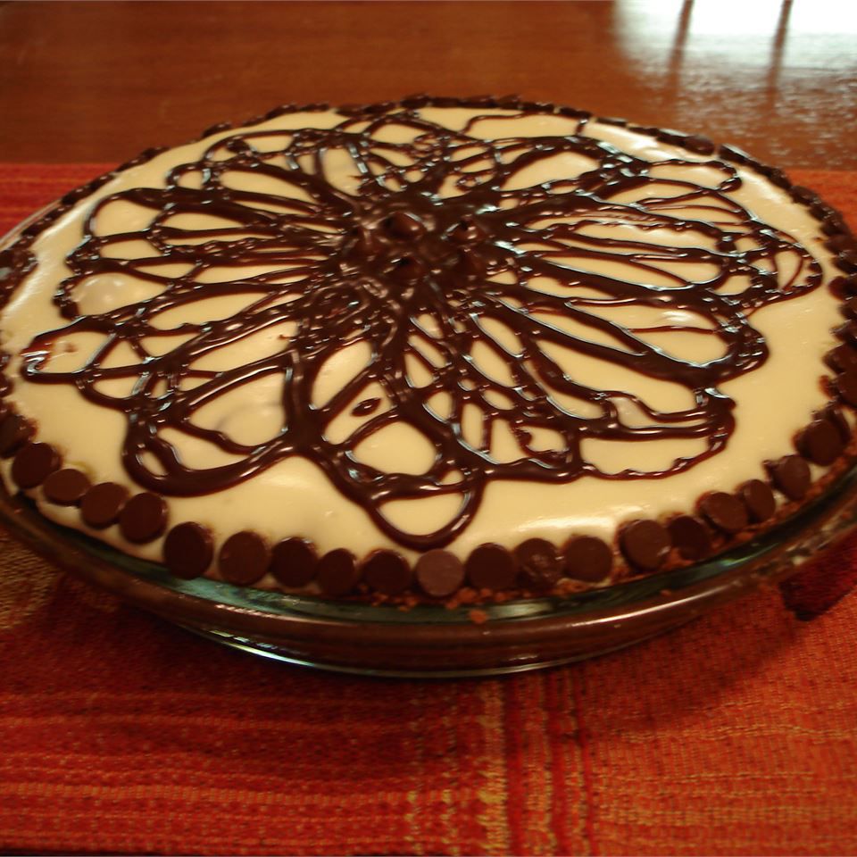 Шоколадное карамельное ореховое пирог