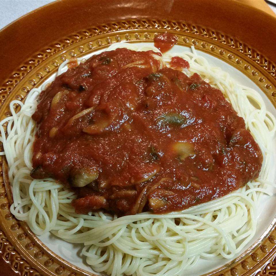 Бабушка маггиос соус спагетти