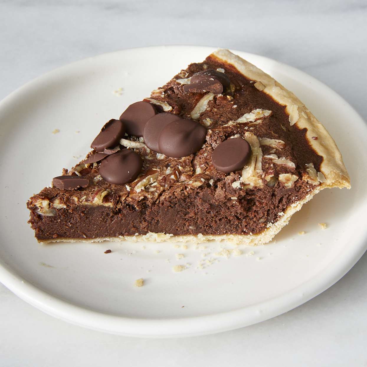Темный шоколадный пахтерный пирог с орехом пекан