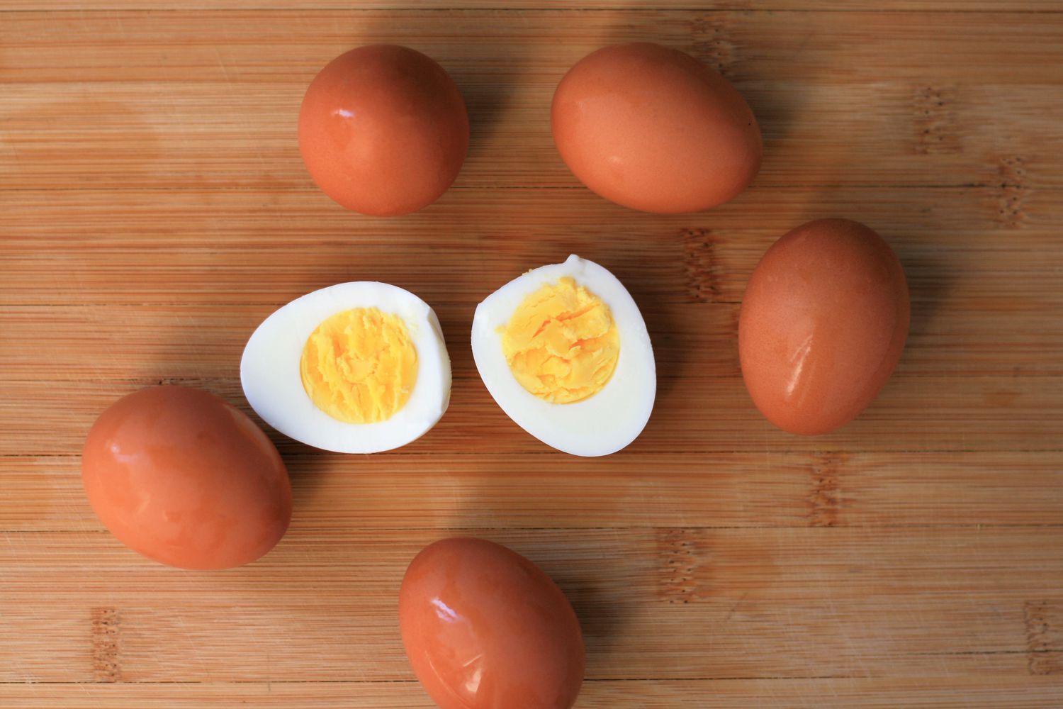 Яйца с вкрутыми вкрутую