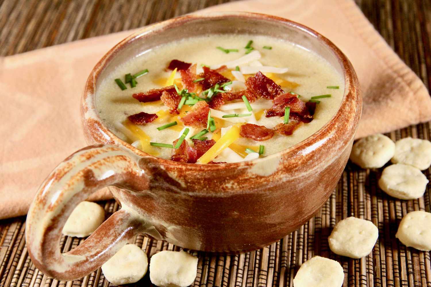 Медленная плита картофельная бакновая суп