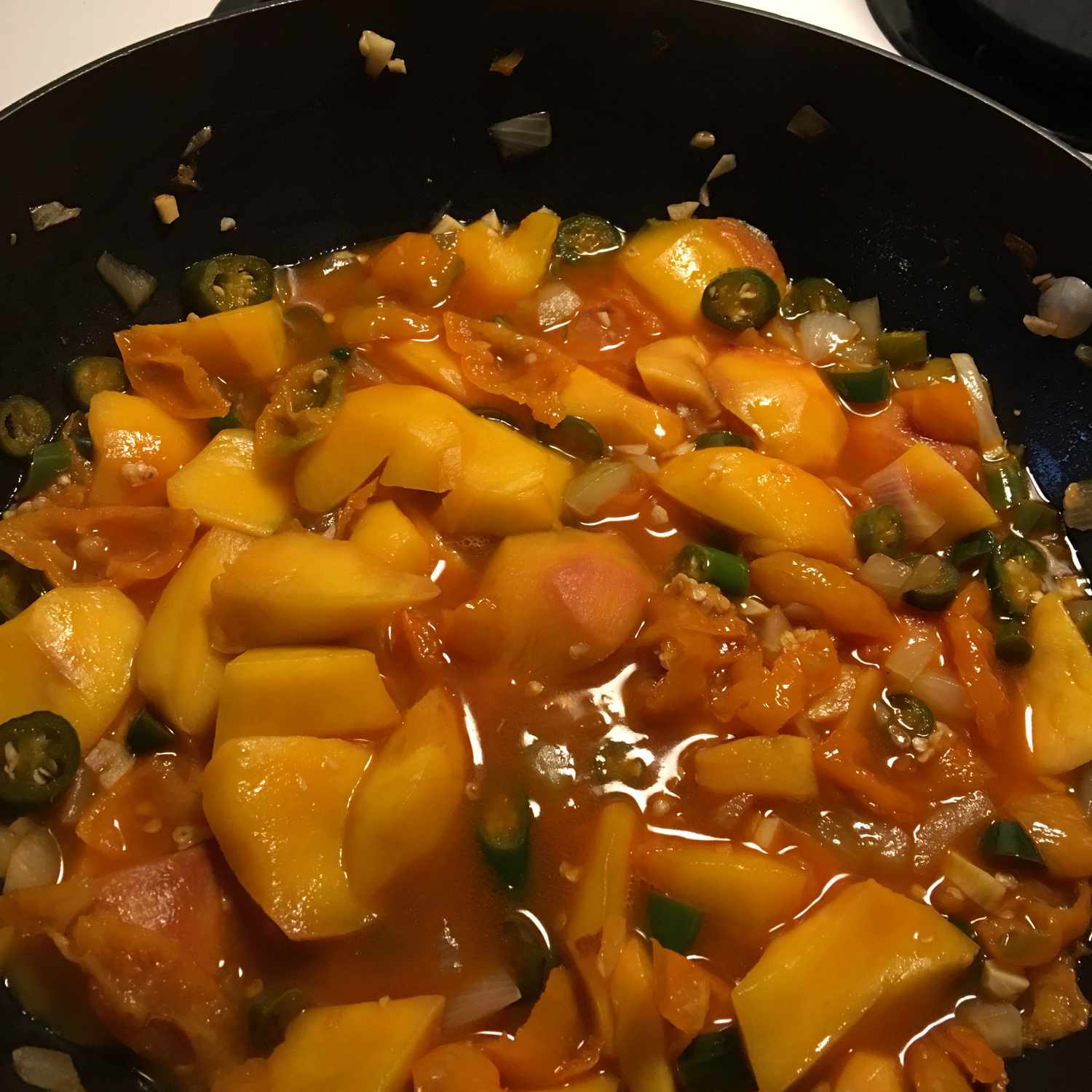 Арбуз-манго хабанеро горячий соус