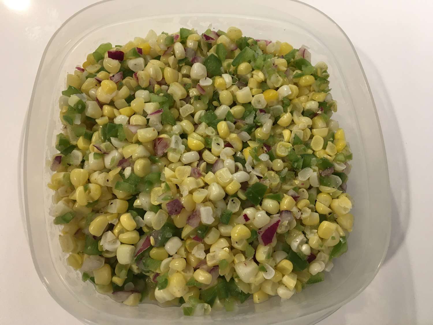 Салат из кукурузы и зеленого перца