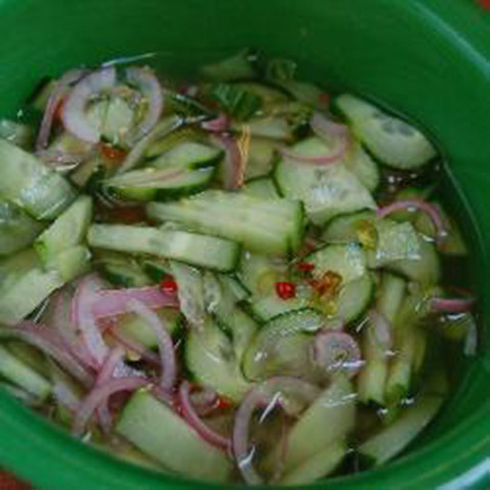 Аджад (подлинный тайский салат из огурца)