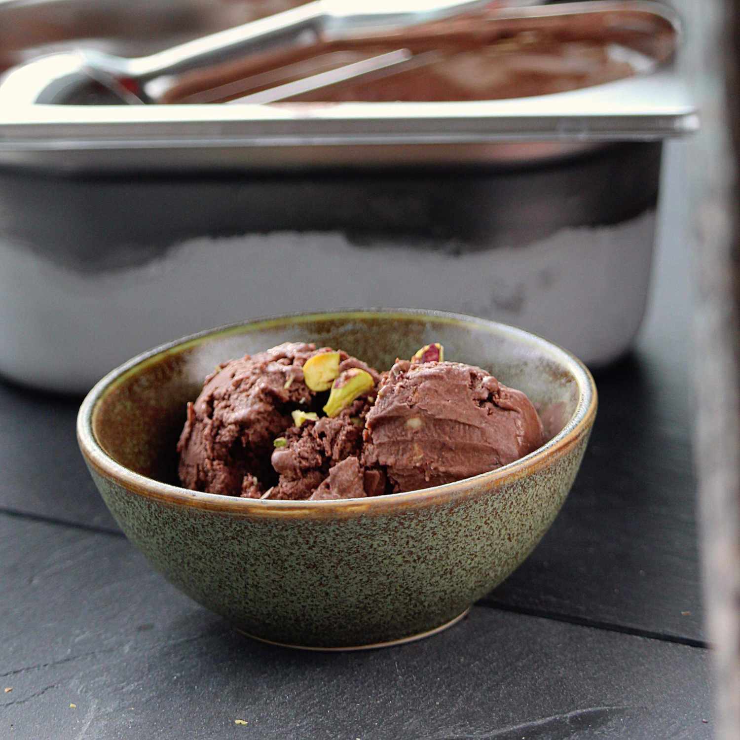 Шоколадная сицилийская мороженое с низким содержанием жира
