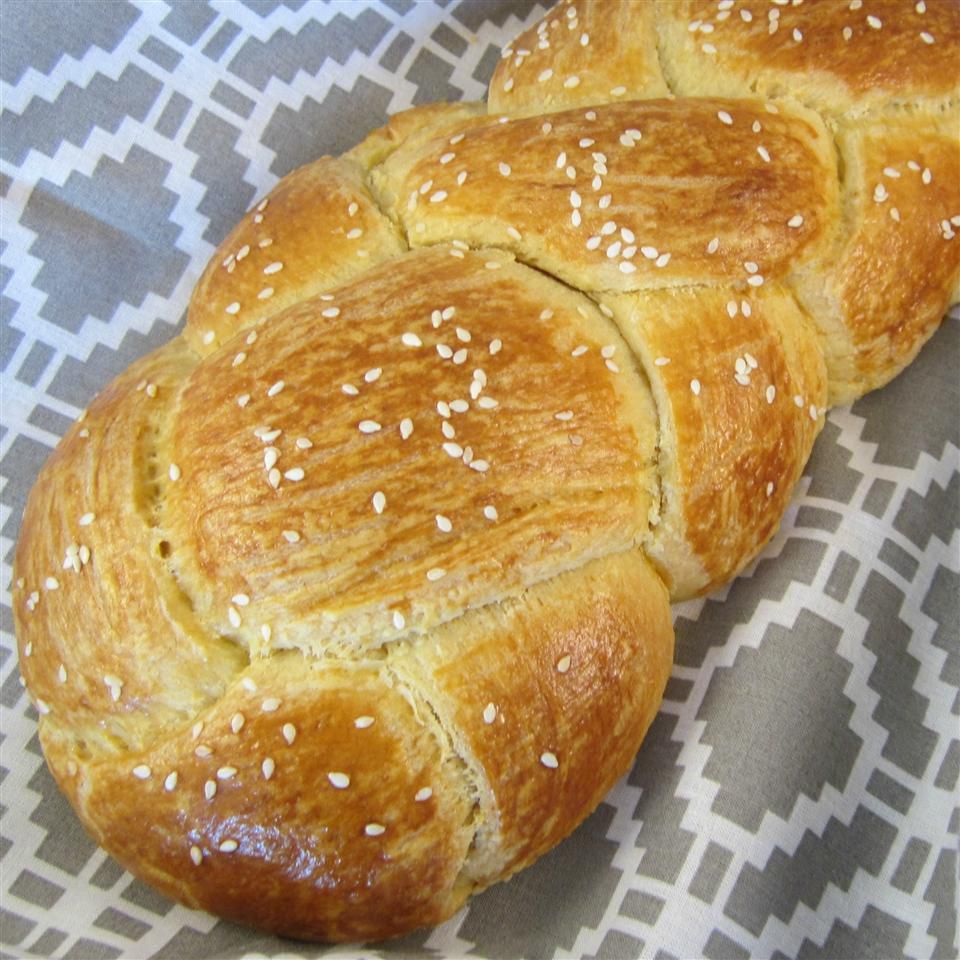 Choereg (армянский пасхальный хлеб)
