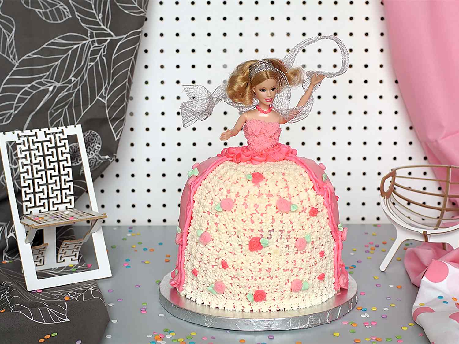 Барби кукольный торт