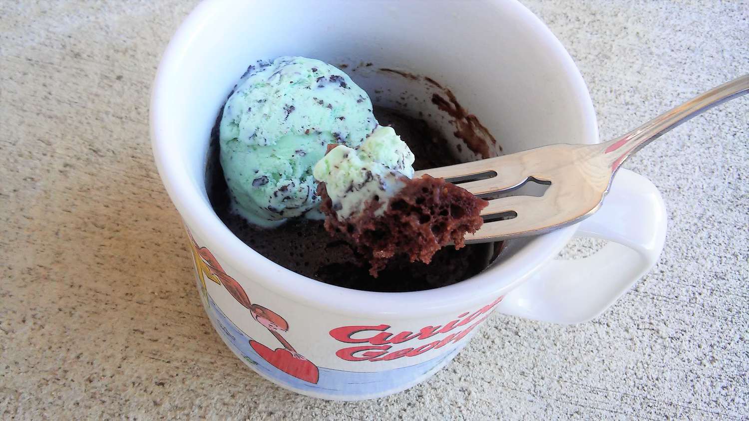 Торт для кружки шоколадного мороженого