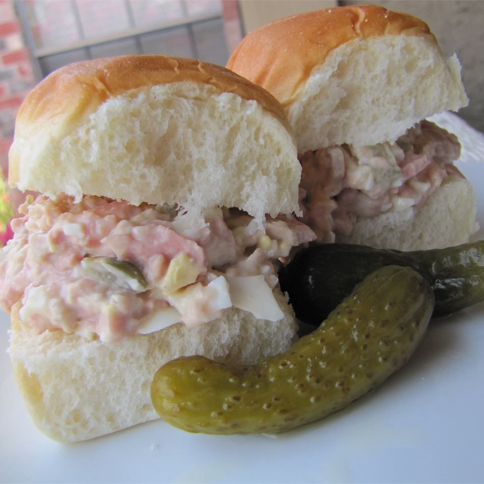 Болонский салат сэндвич с сэндвичем II
