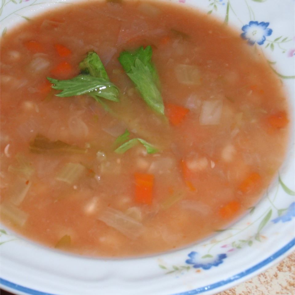 Сердечный суп из фасоли