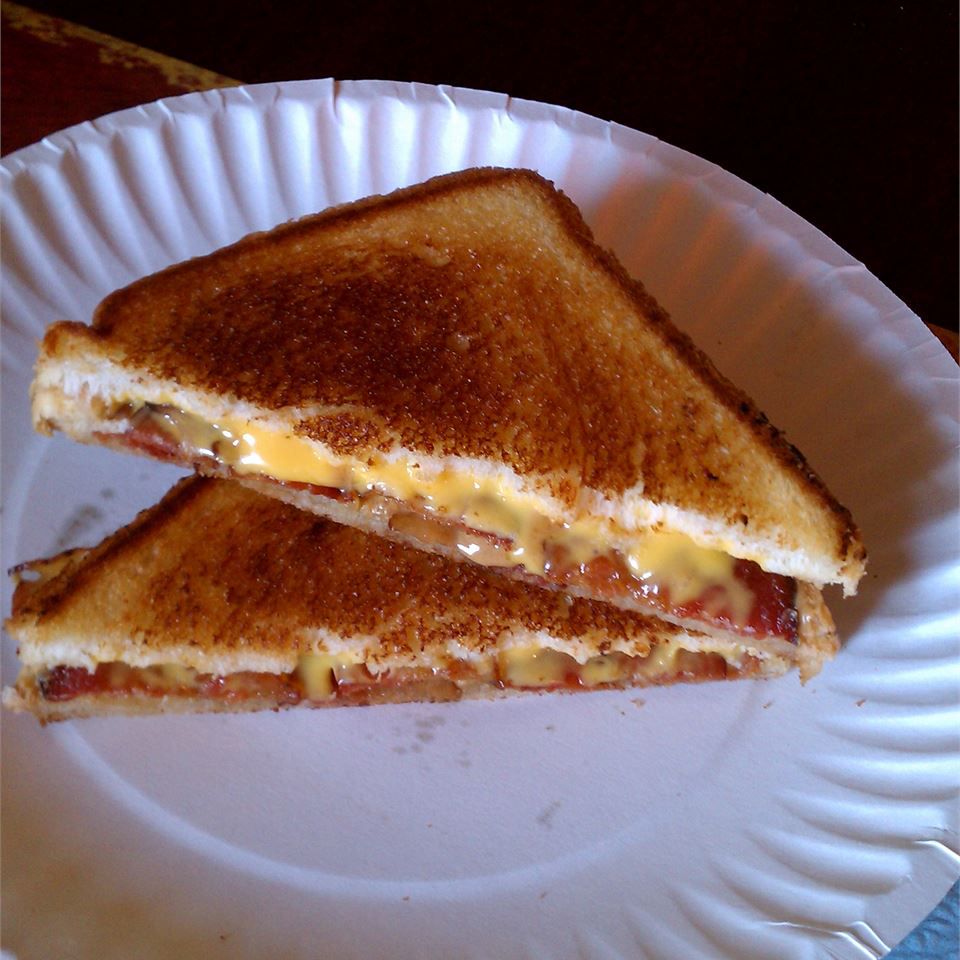 Элвис сэндвич с сыром на гриле