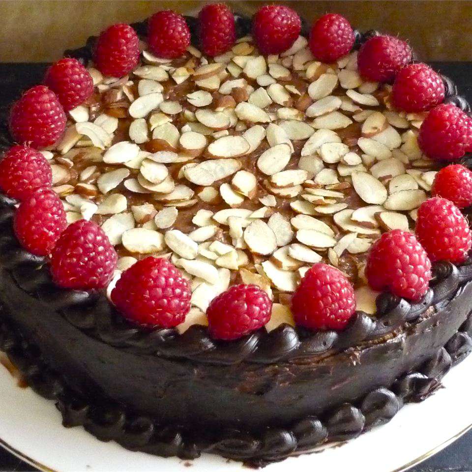 Шоколад-Алмонд без конкурирующего торта