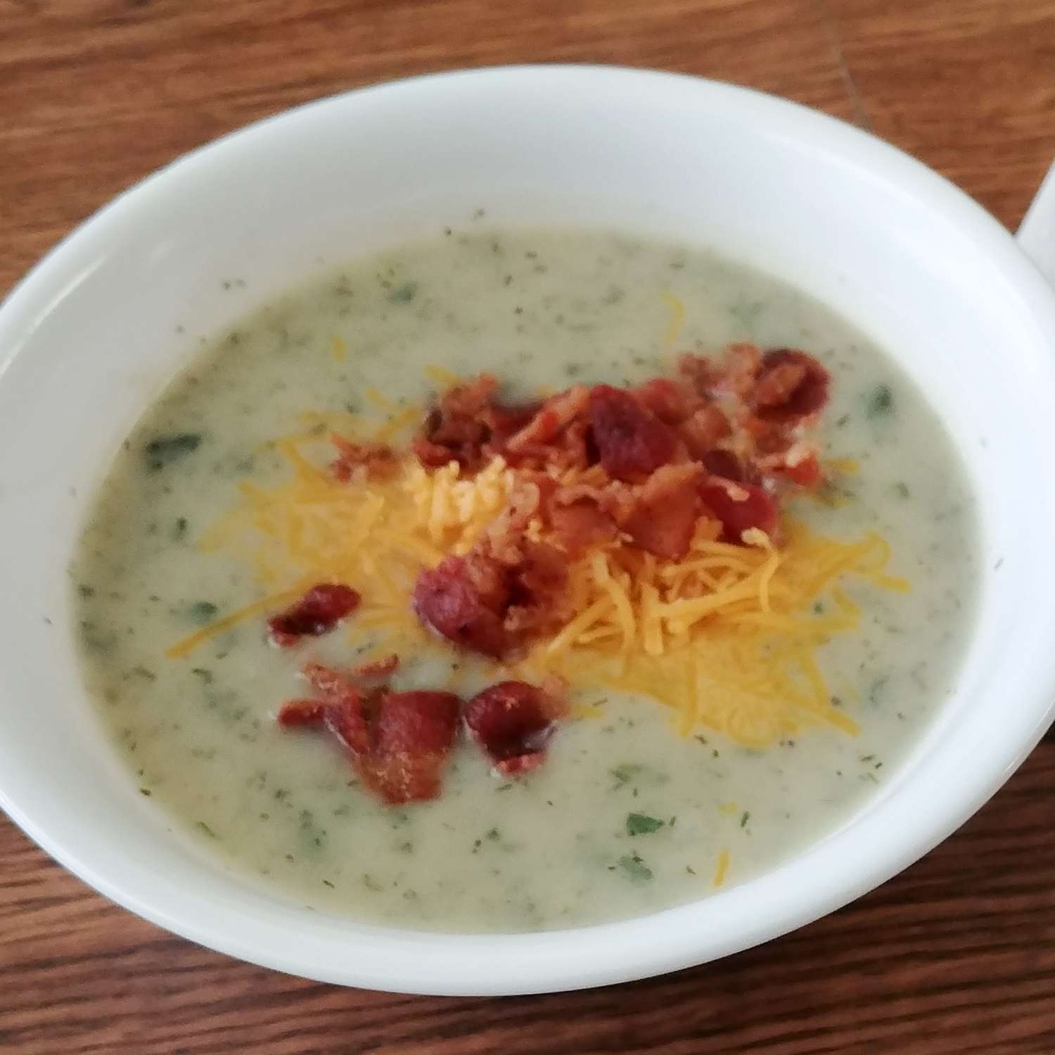 Очень простой суп с беконом картофеля