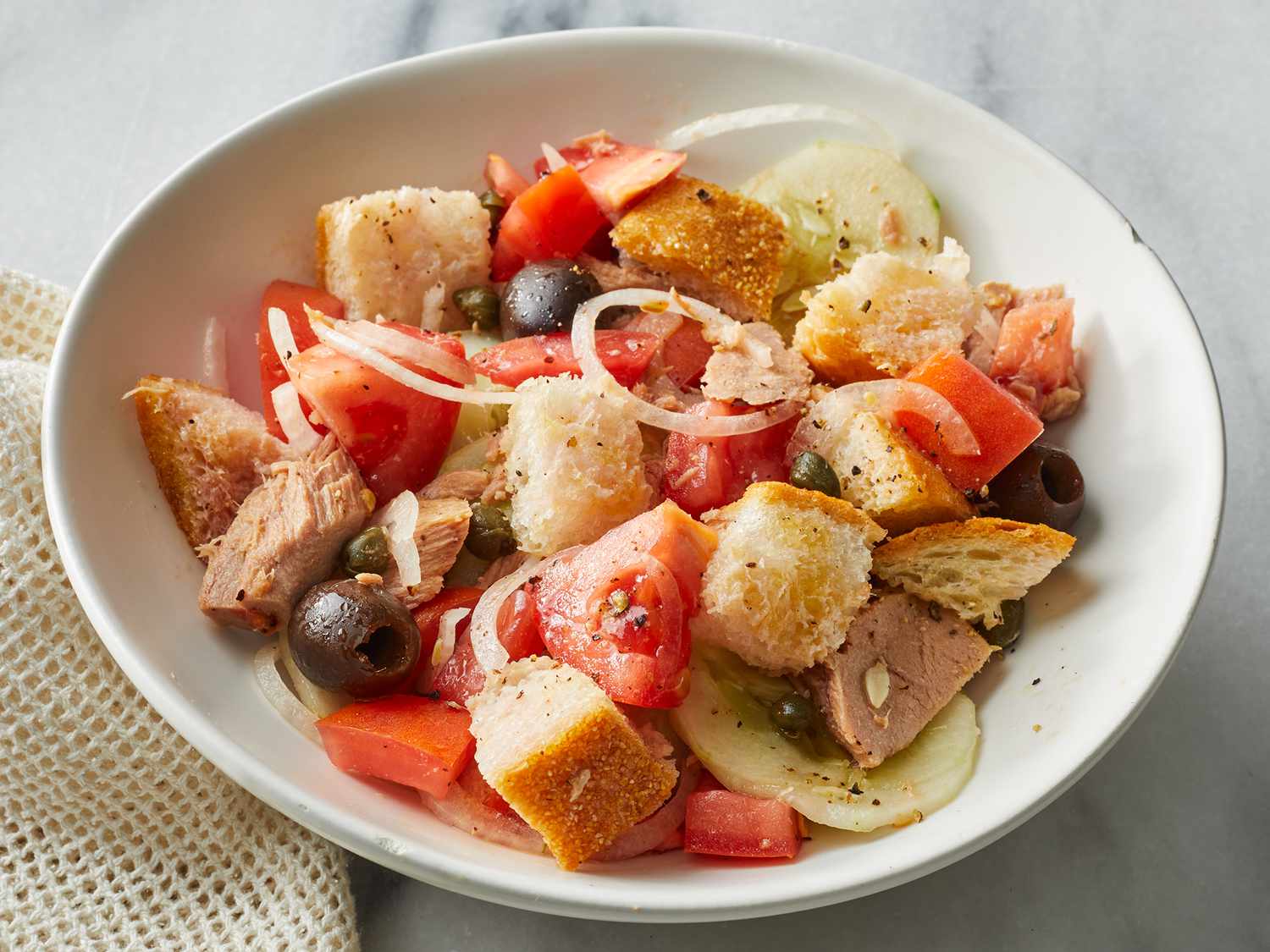 Салат из тунца в итальянском стиле